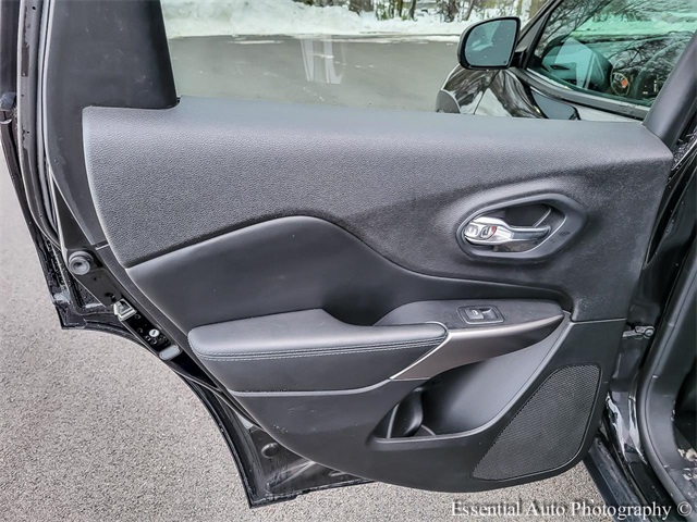 2021 JEEP CHEROKEE - Image 24