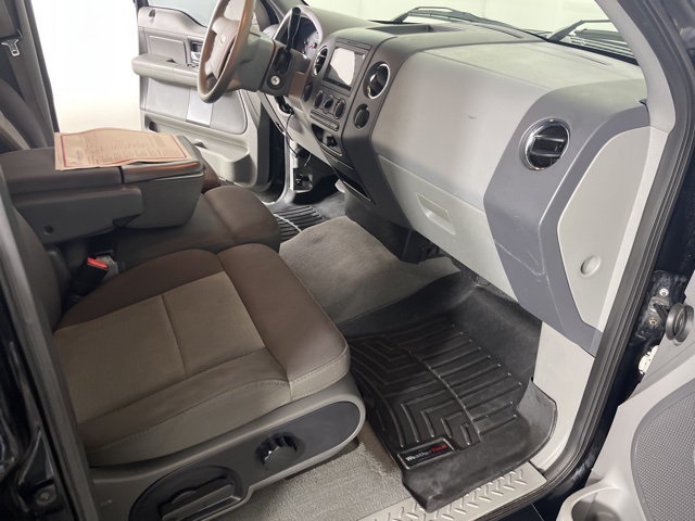 2005 Ford F-150 XLT photo 15
