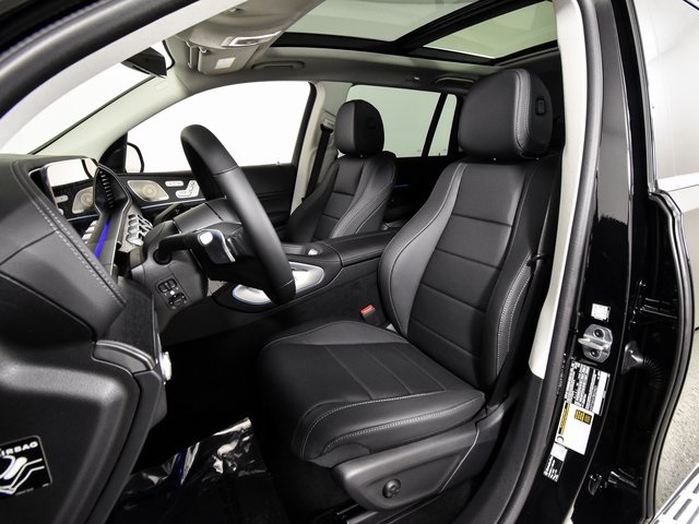 2026 Mercedes Benz GLS 450 4MATIC photo 12