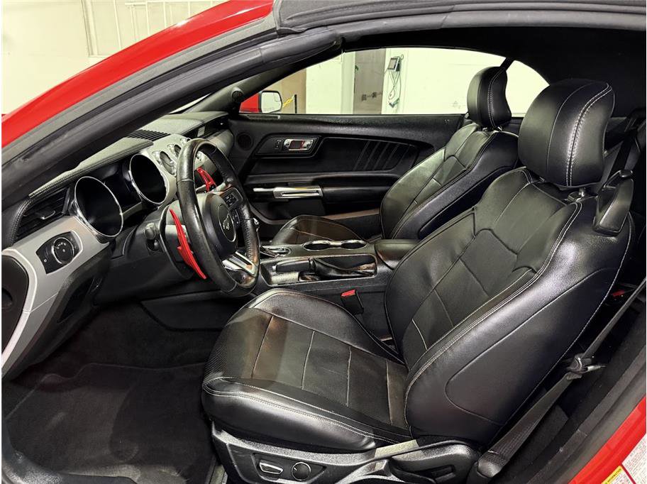 2017 Ford Mustang EcoBoost Premium photo 12