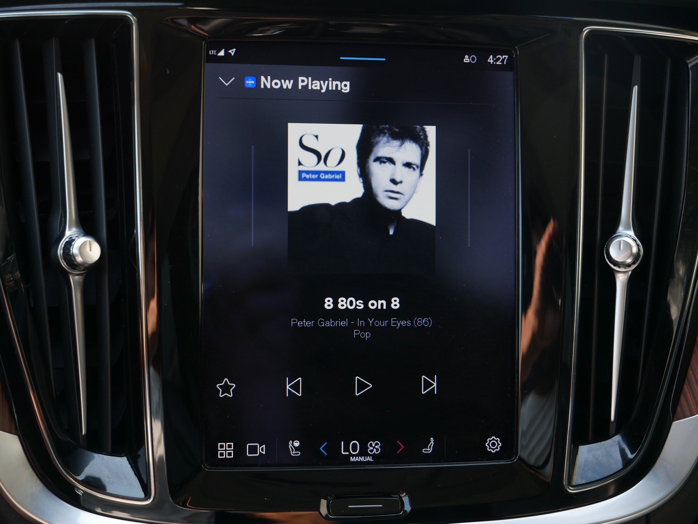 2024 Volvo V60 Cross Country Plus photo 22