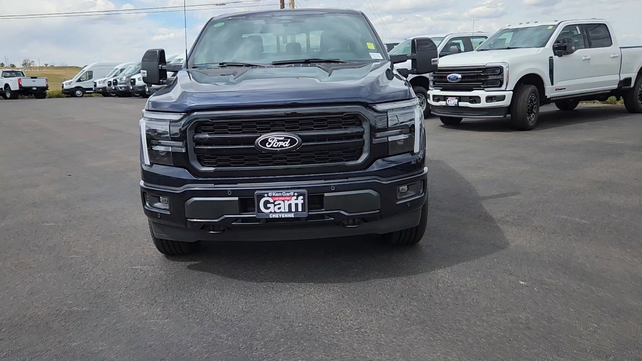 2025 Ford F-150 Lariat photo 4