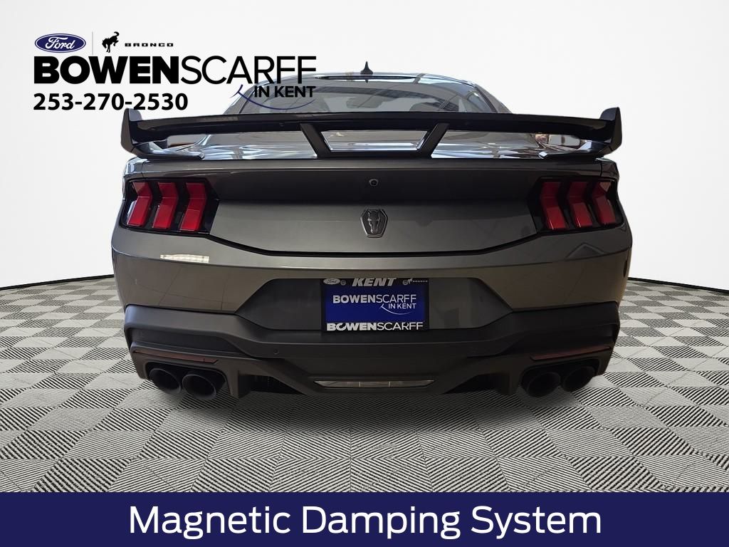 2025 Ford Mustang Dark Horse Premium photo 4