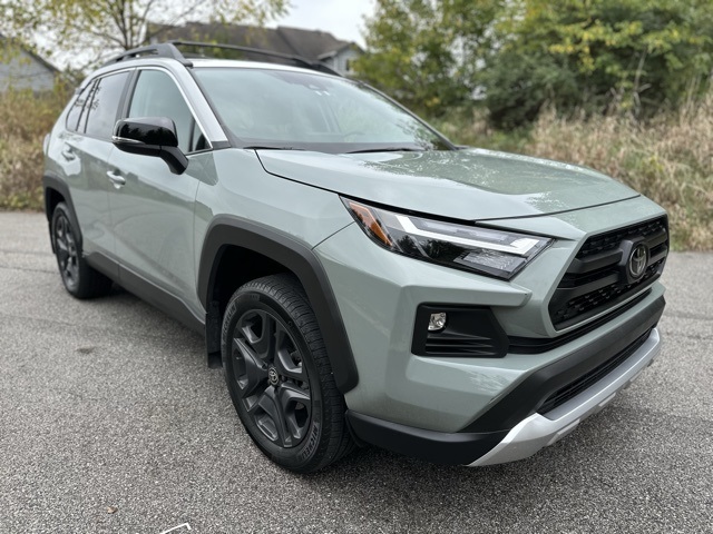 2022 Toyota RAV4 Adventure photo 3