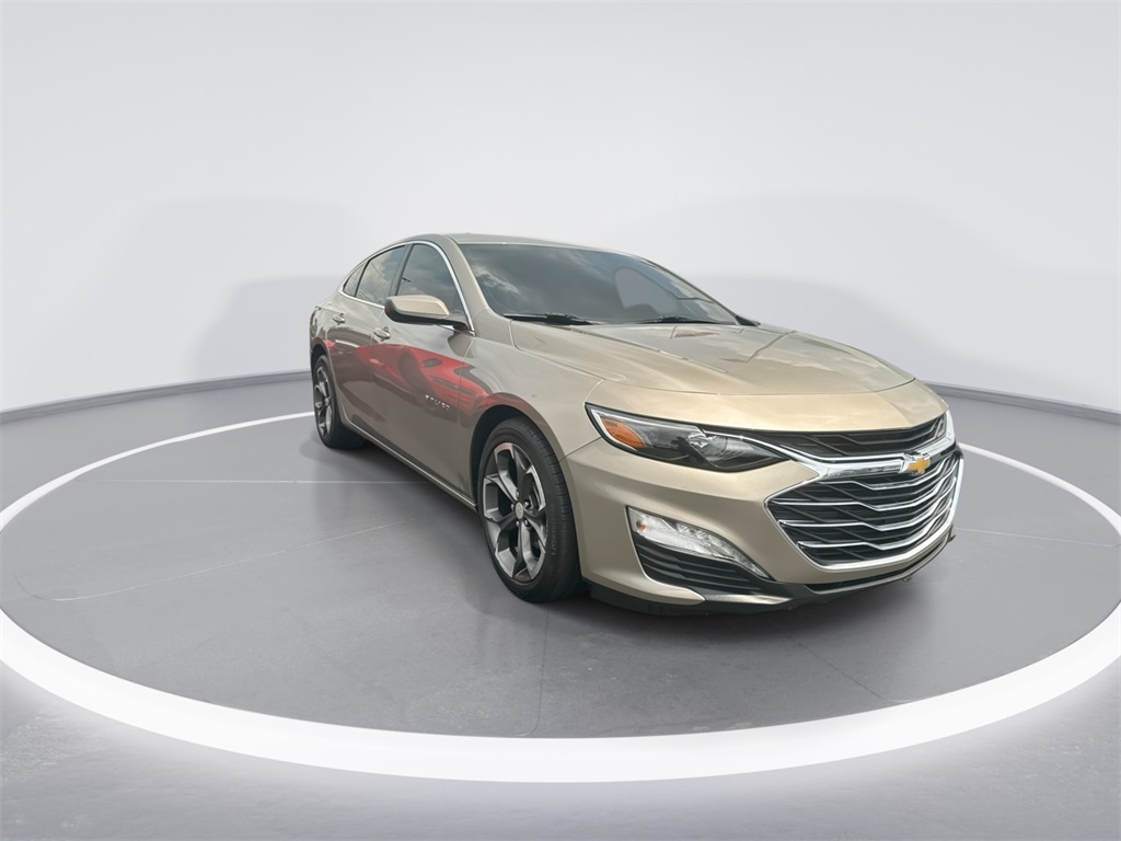 2022 Chevrolet Malibu 1LT photo 2