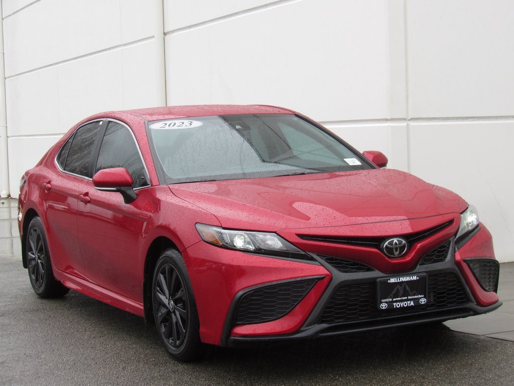 2023 Toyota Camry SE photo 2