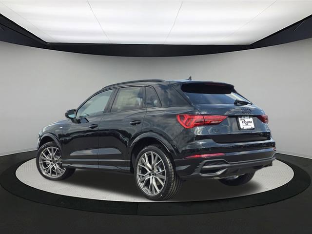 2025 Audi Q3 S line Premium Plus photo 3