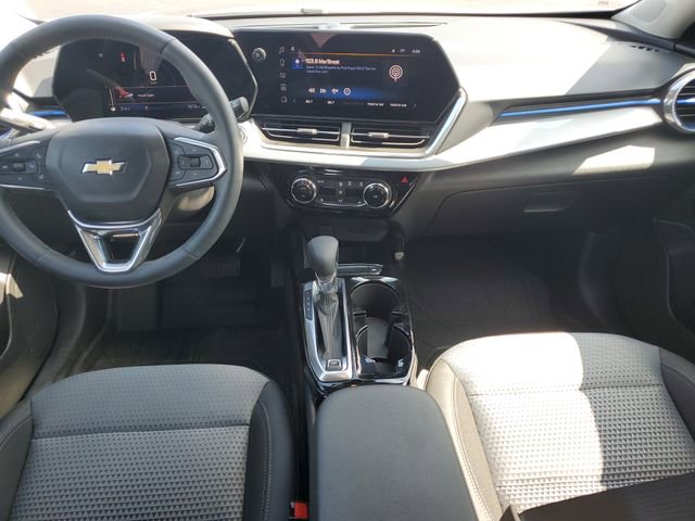 2024 Chevrolet Trax LT photo 11