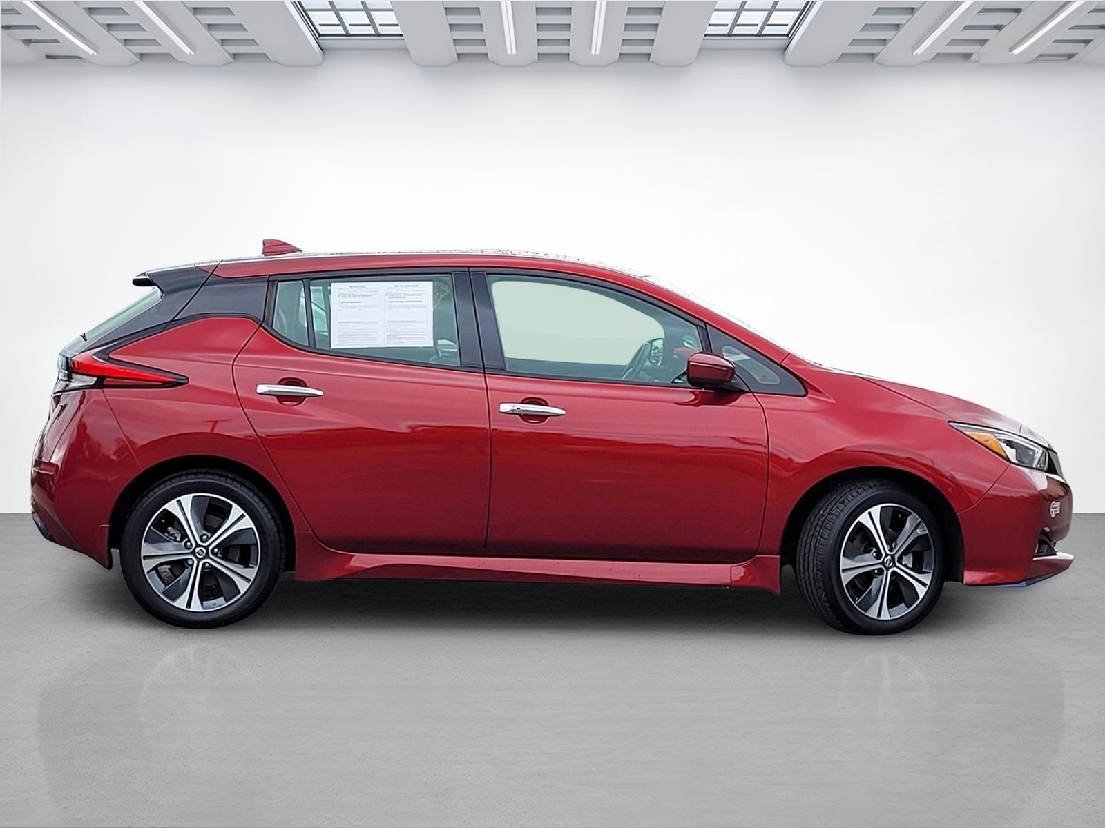 2021 Nissan Leaf SL Plus photo 3
