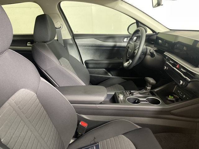 2026 Kia K5 LXS photo 13