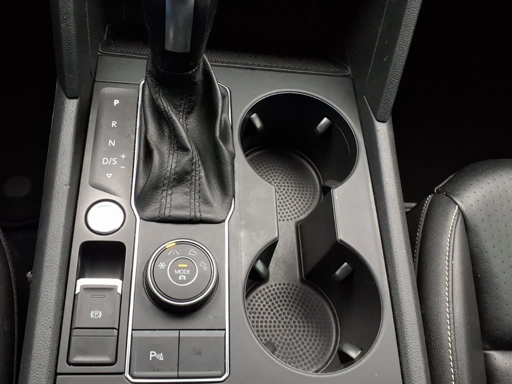 2020 VOLKSWAGEN ATLAS CROSS SPORT - Image 13