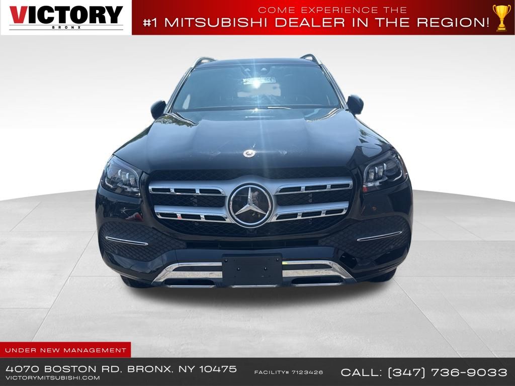 2022 Mercedes Benz GLS 450 4MATIC photo 2