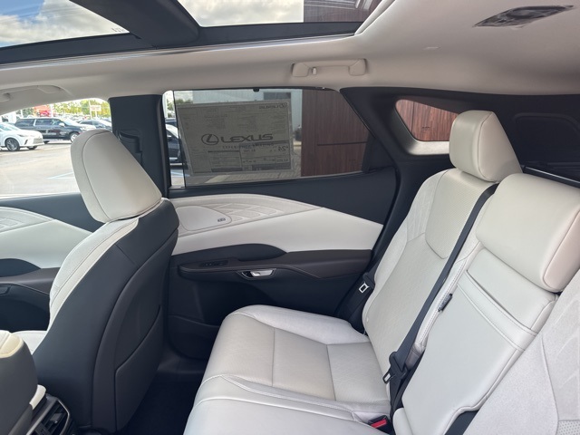 2025 Lexus RX 350 Luxury photo 47