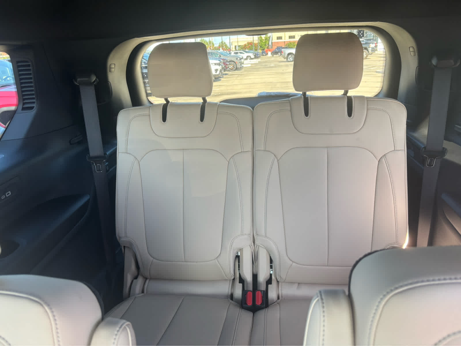 2025 Jeep Grand Cherokee Limited photo 6