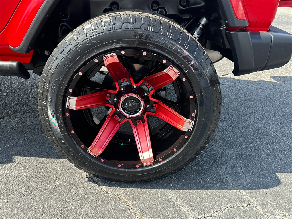 2018 Jeep Wrangler Unlimited Sahara photo 15