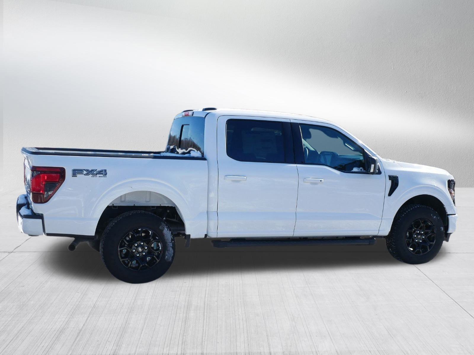 2024 Ford F-150 XLT photo 6