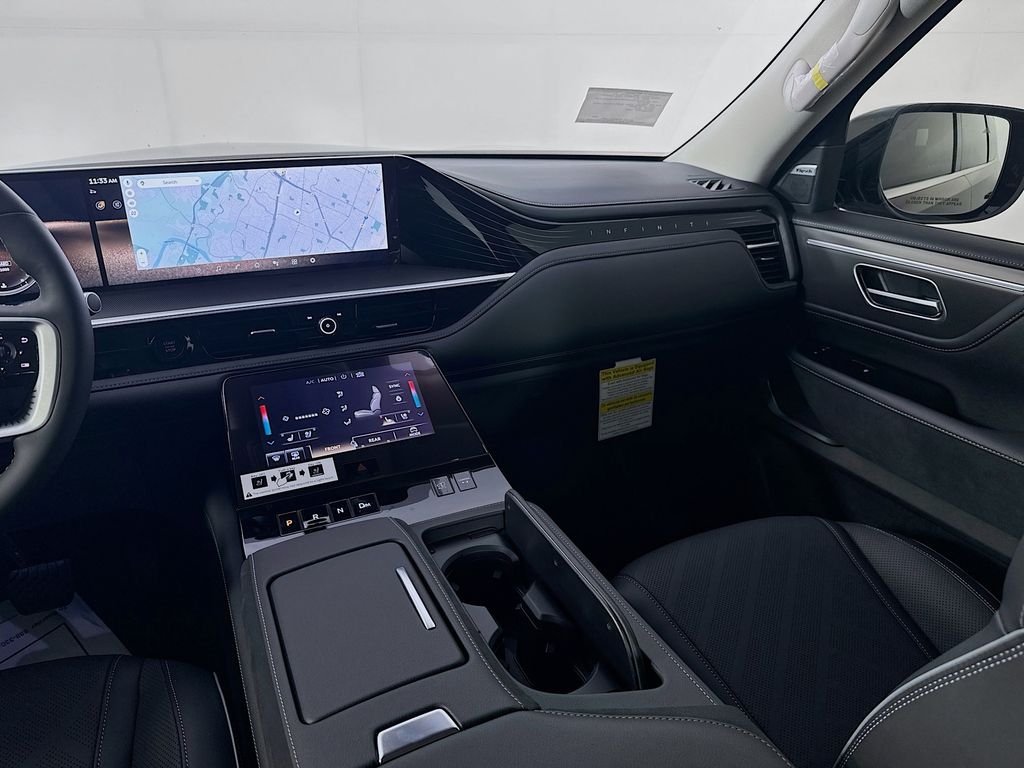 2025 Infiniti QX80 Luxe photo 23