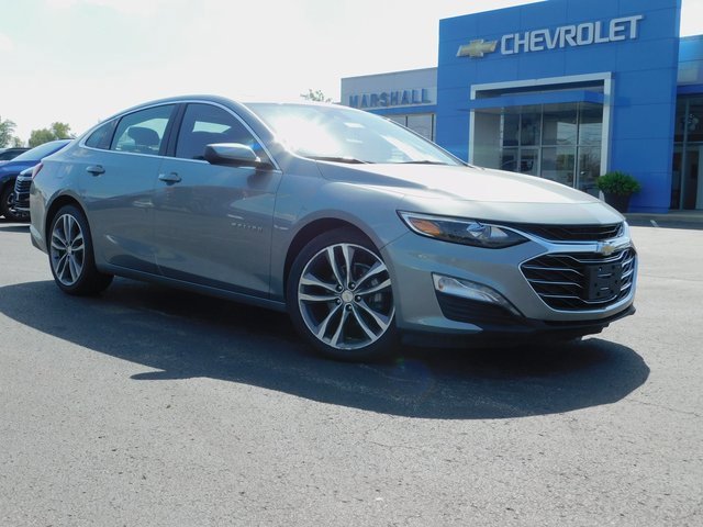2023 Chevrolet Malibu 1LT photo 2