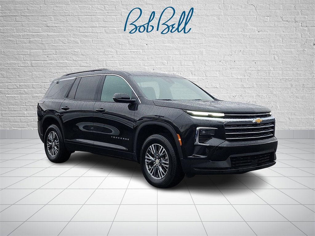 2025 Chevrolet Traverse LT's photo