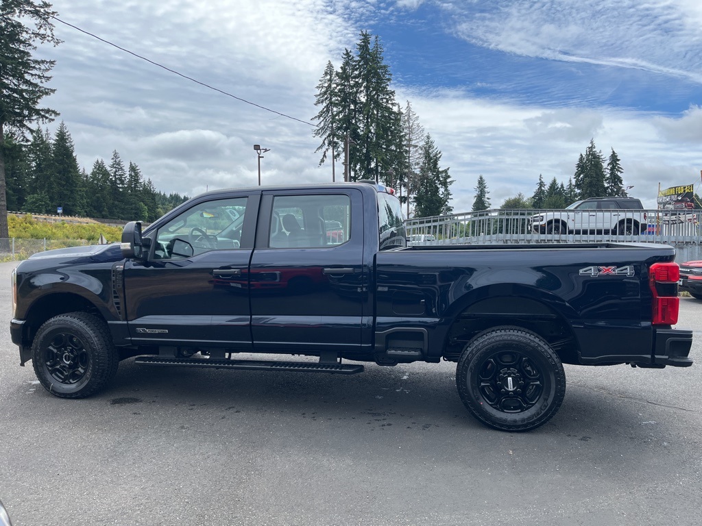 2025 Ford F-250 XL photo 8