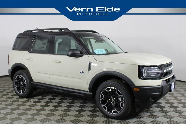 2025 Ford Bronco Sport Outer Banks's photo