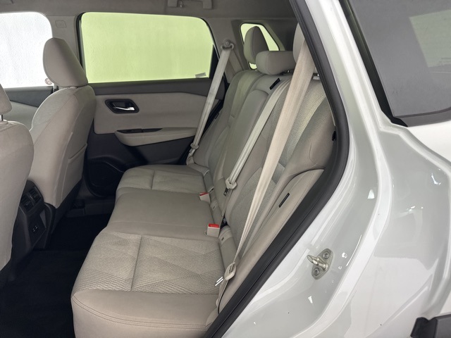 2024 Nissan Rogue SV photo 22