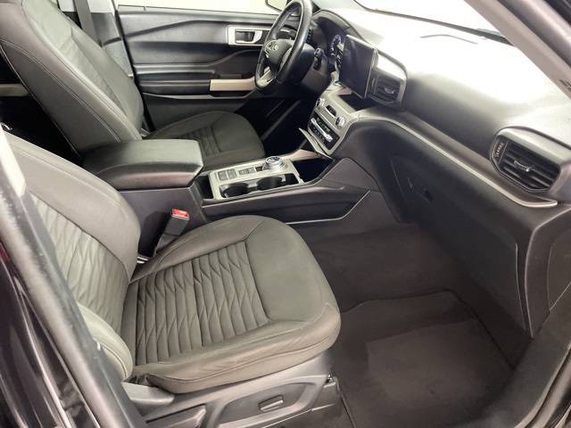2021 Ford Explorer XLT photo 43