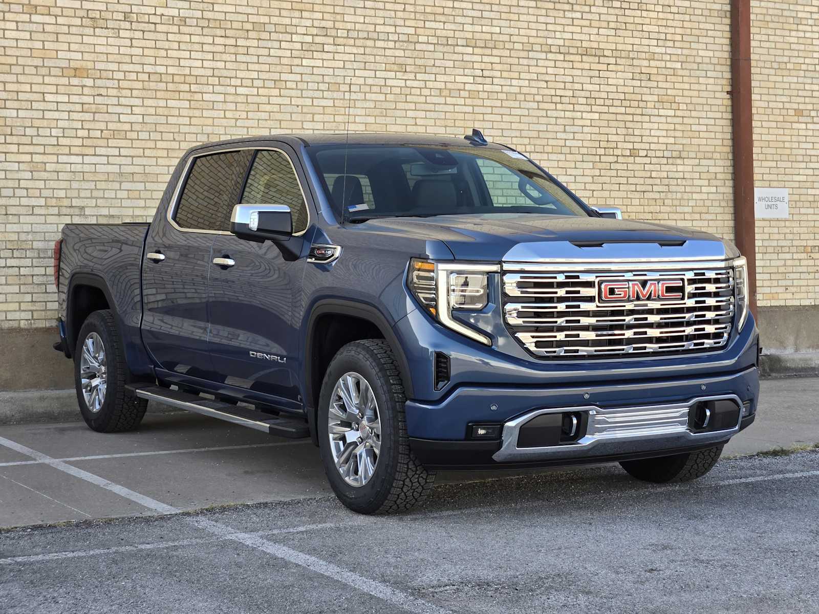 2026 Gmc Sierra 1500 Denali photo 2