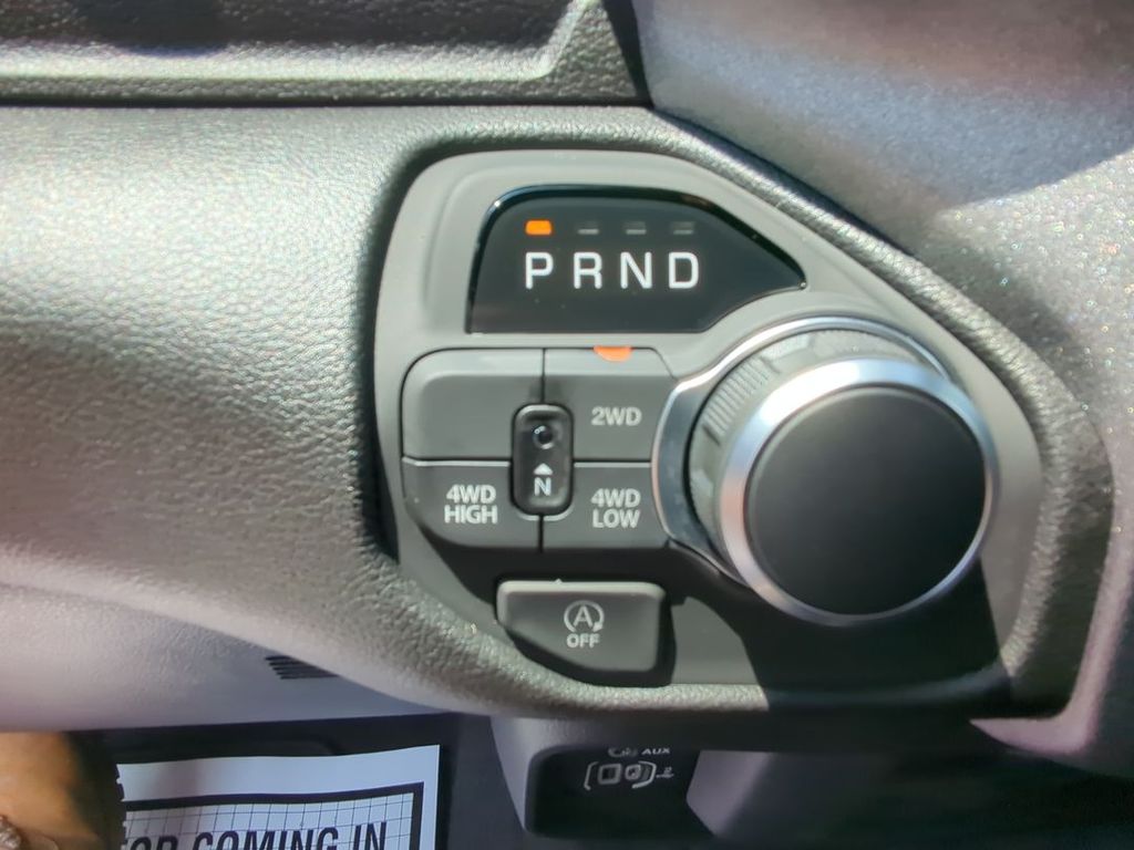 2025 Ram 1500 Tradesman photo 14