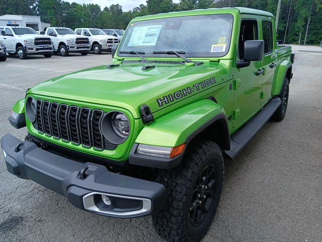 2025 Jeep Gladiator Sport S photo 4