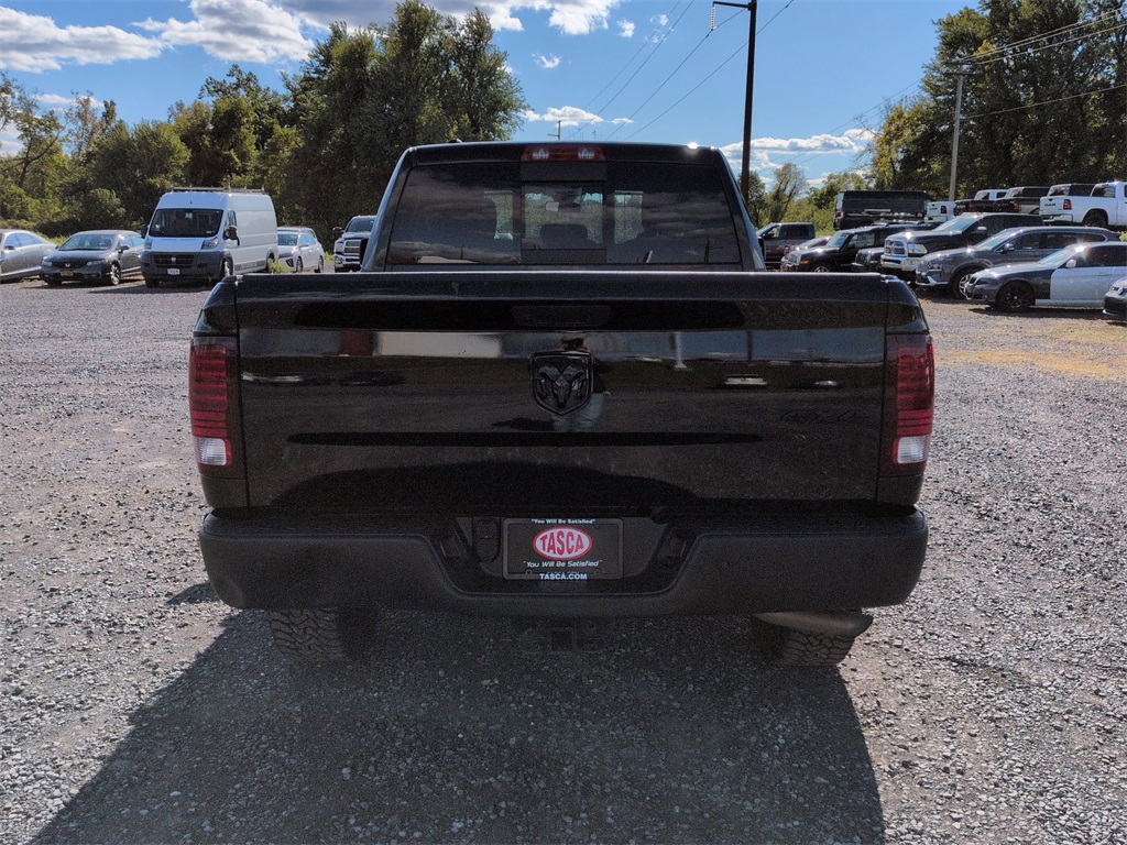 2021 Ram 1500 Classic Warlock photo 3
