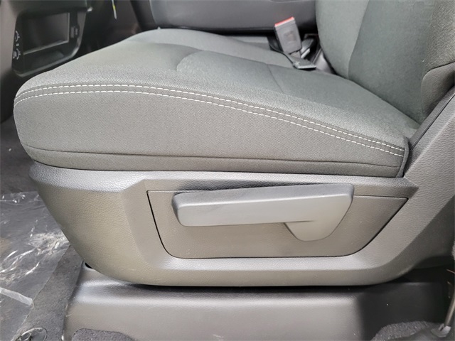 2025 Ram 2500 Tradesman photo 17