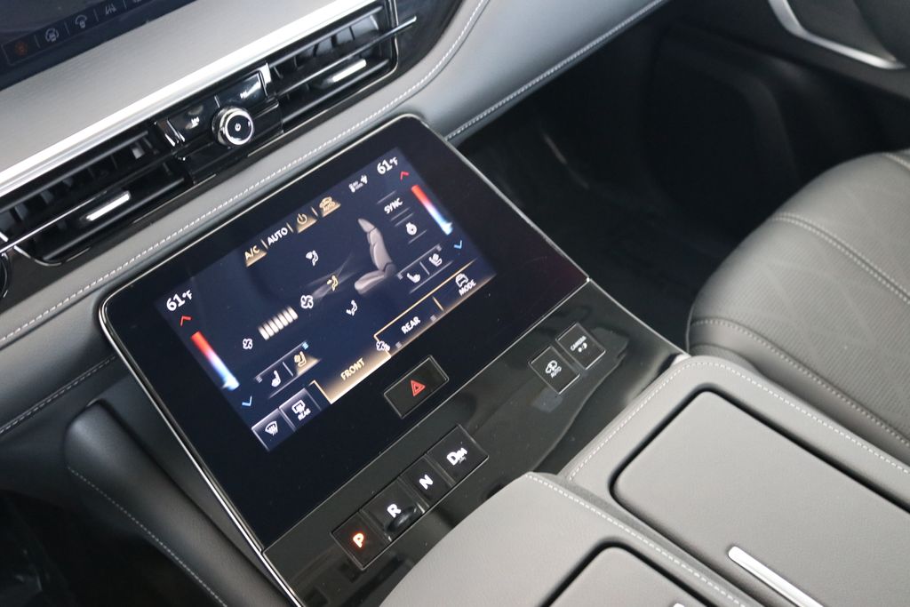 2025 Infiniti QX80 Sensory photo 40