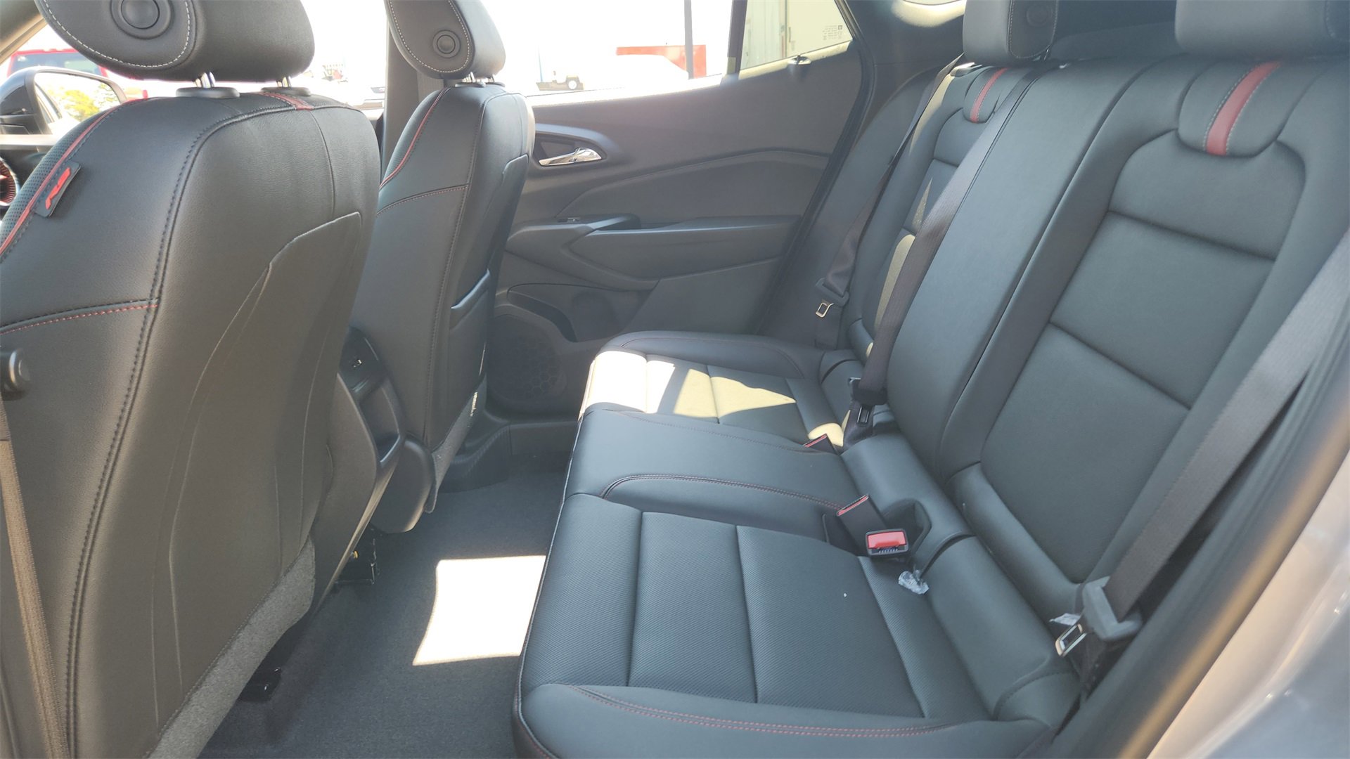 2025 Chevrolet Trax photo 17