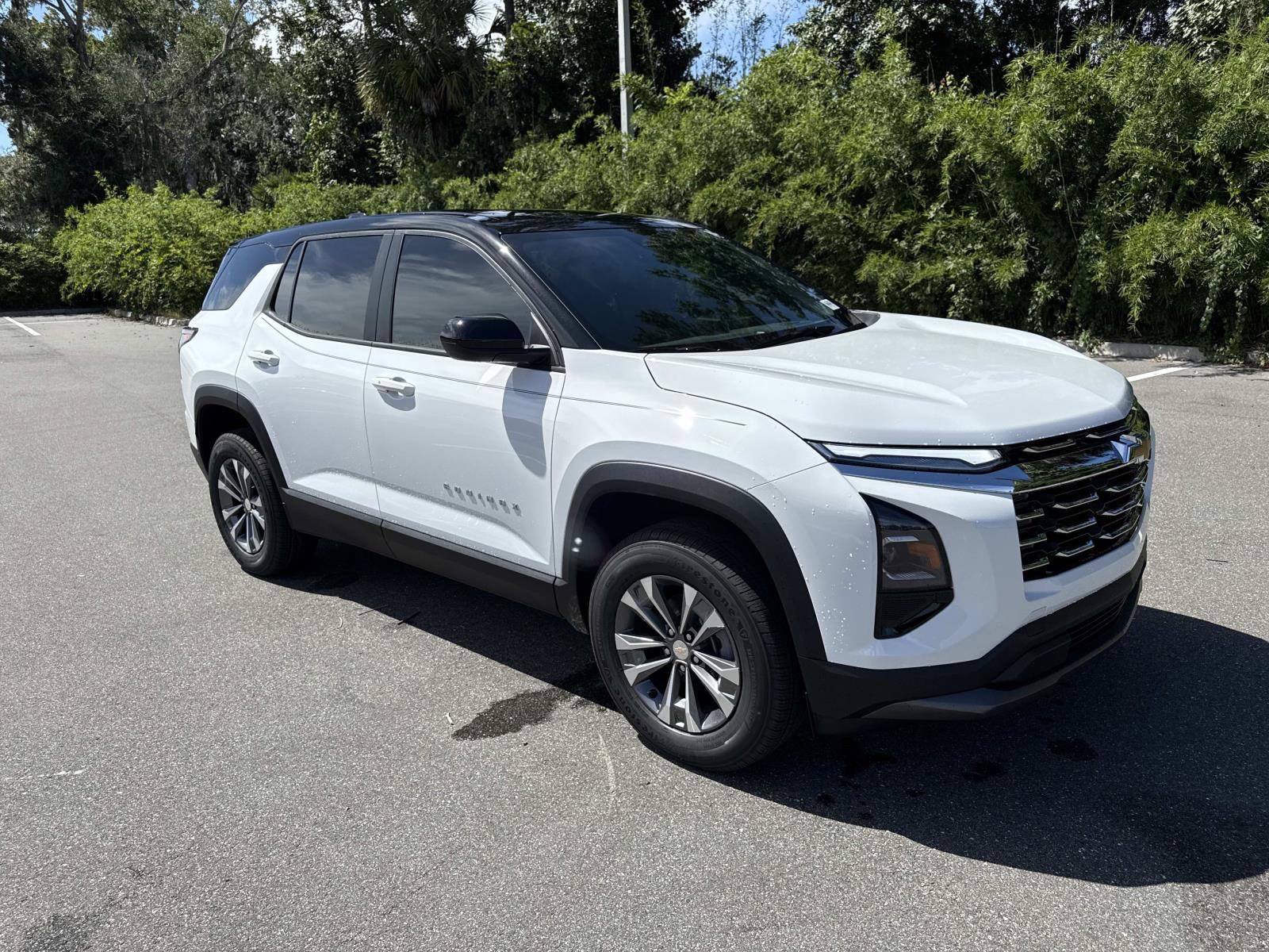 2026 Chevrolet Equinox LT's photo