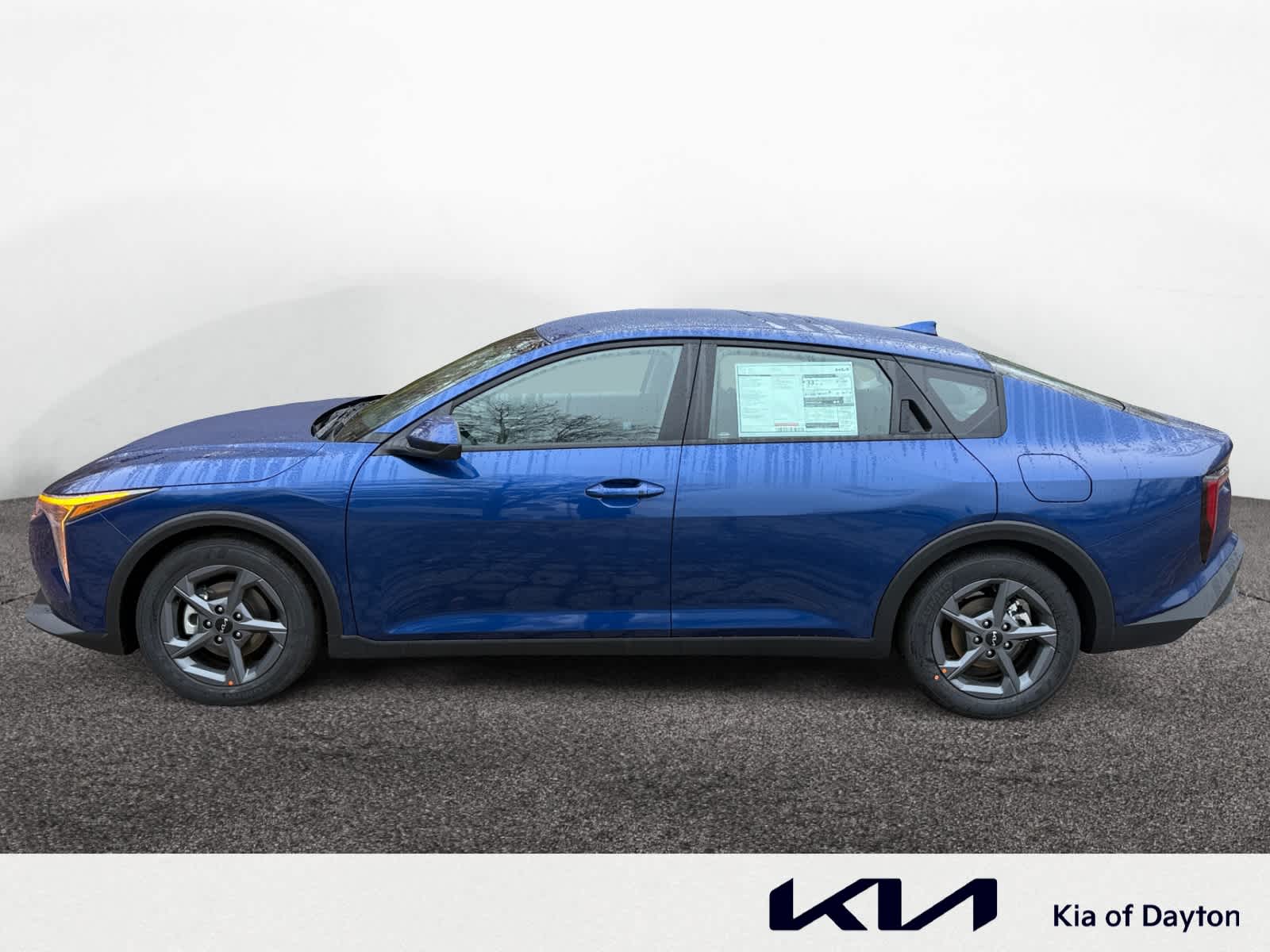 2025 Kia K4 LXS photo 2