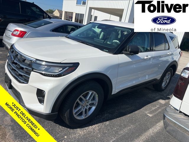 2026 Ford Explorer's photo