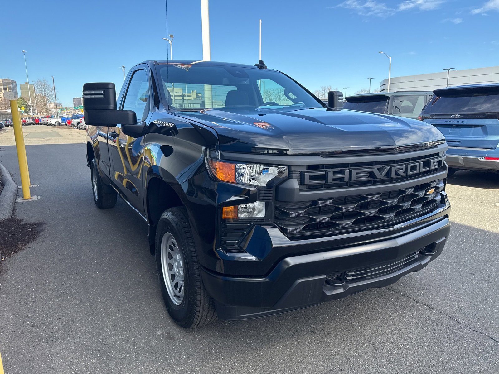 2025 Chevrolet Silverado 1500 photo 2