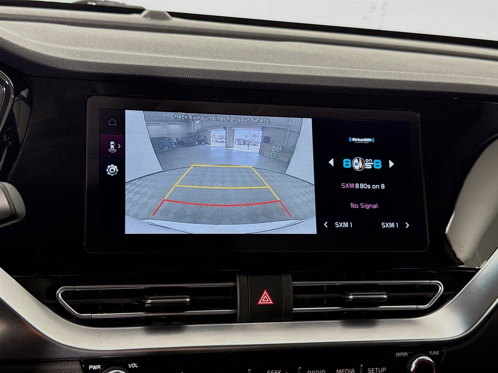 2022 Kia Niro Touring Special Edition photo 15