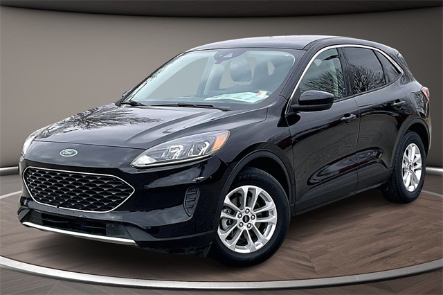 2020 Ford Escape SE's photo