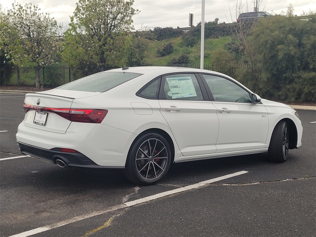 2025 Volkswagen Jetta GLI 2.0T Autobahn photo 4