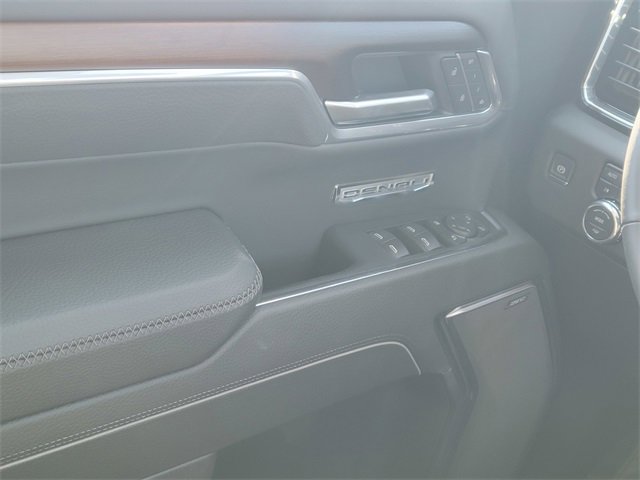 2026 Gmc Sierra 3500 HD Denali Ultimate photo 30