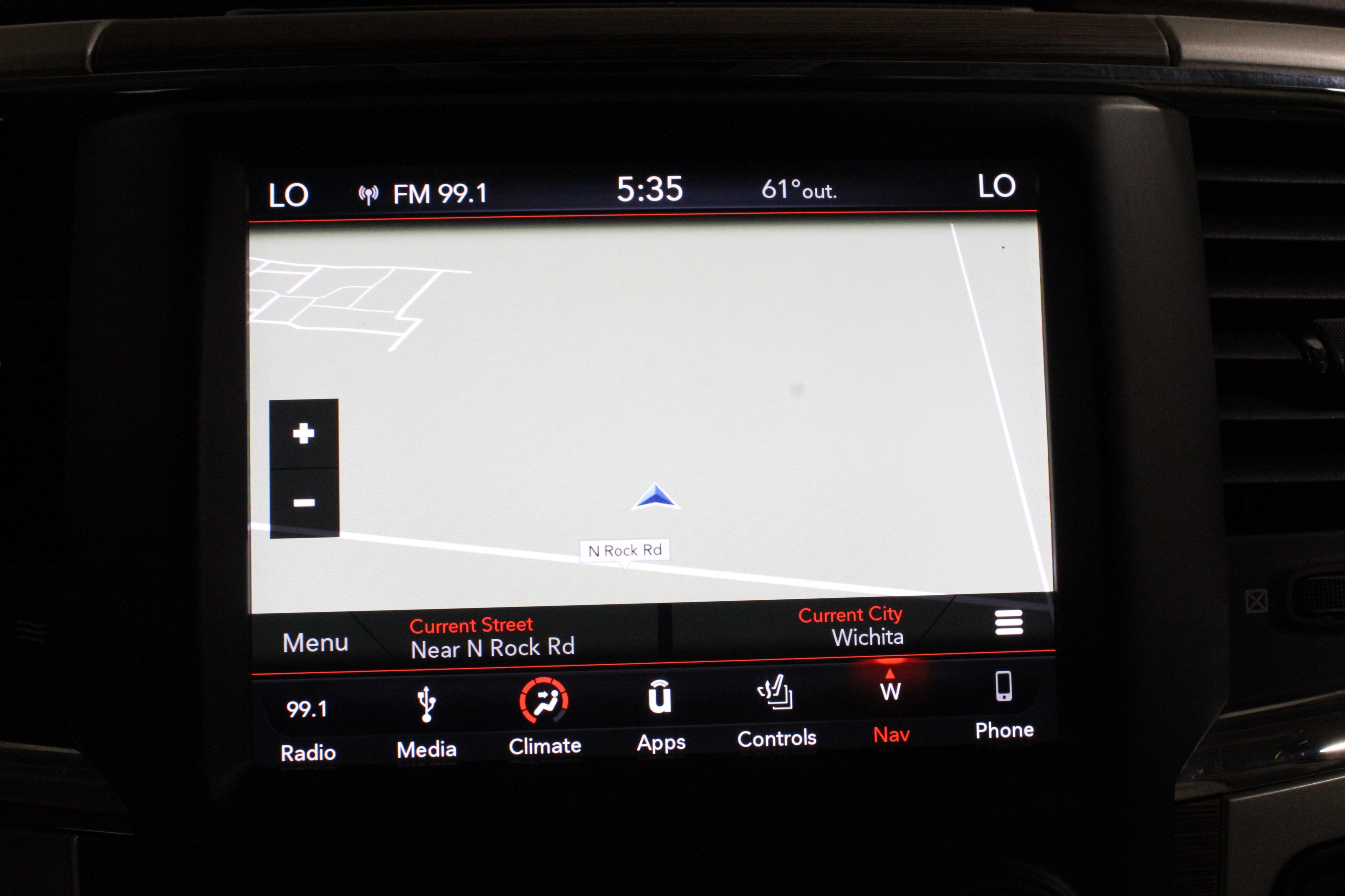 2018 Ram 1500 Laramie photo 4