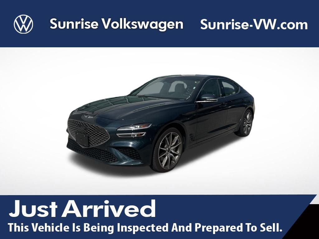 2024 Genesis G70 2.5T photo 2