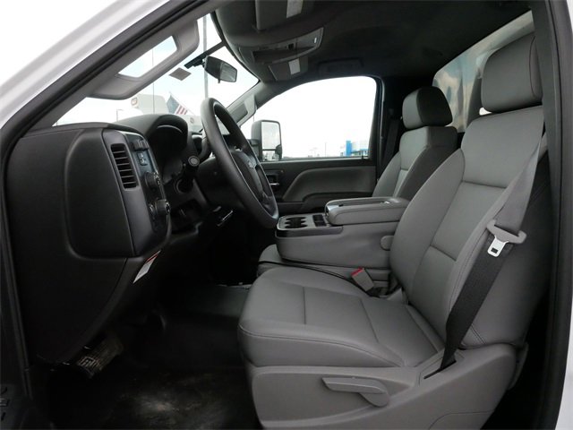 2024 Chevrolet Silverado 4500HD Work Truck photo 4