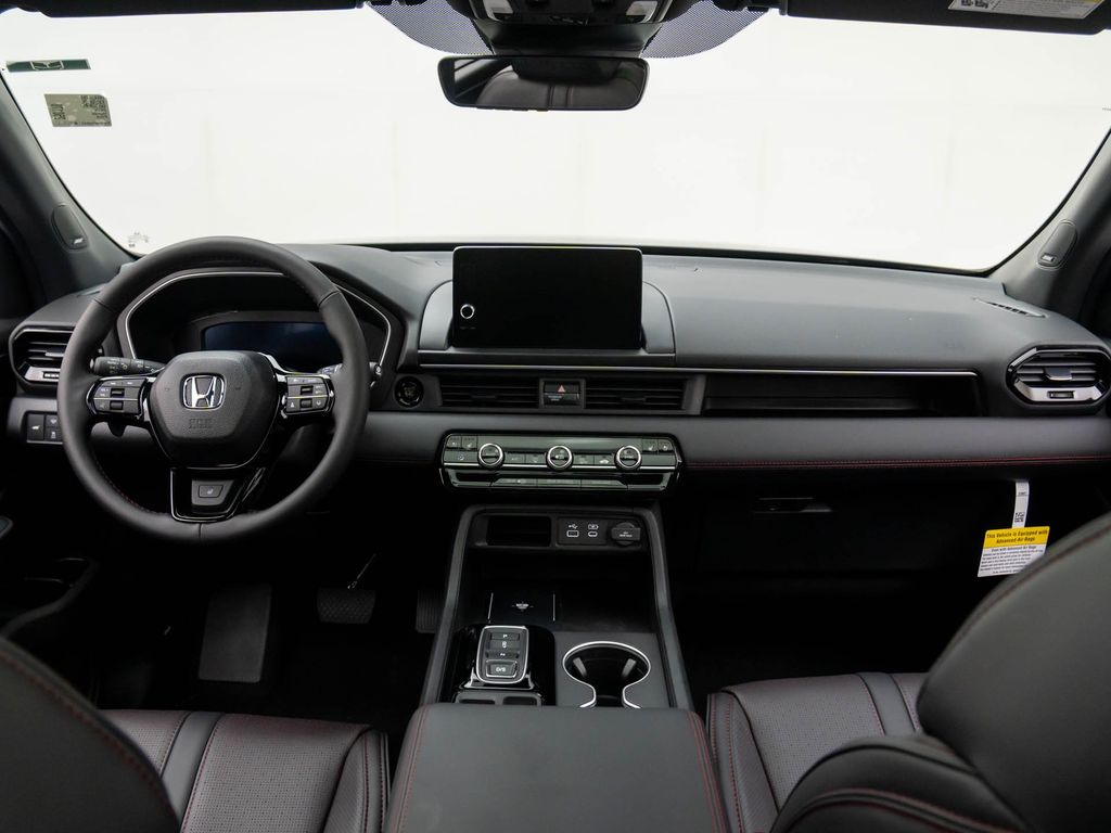 2025 Honda Pilot Black Edition photo 8