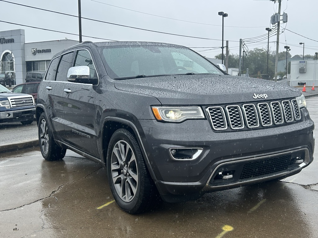 2017 Jeep Grand Cherokee Overland photo 2