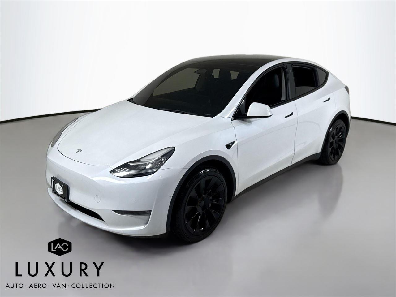 Used 2022 Tesla Model Y Long Range with VIN 7SAYGDEE0NF481342 for sale in Scottsdale, AZ