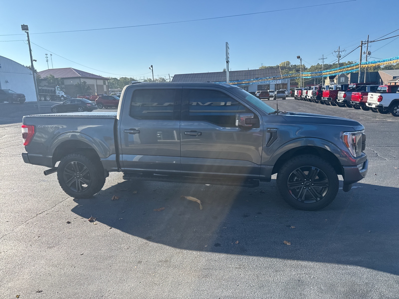 2022 Ford F-150 Lariat photo 12