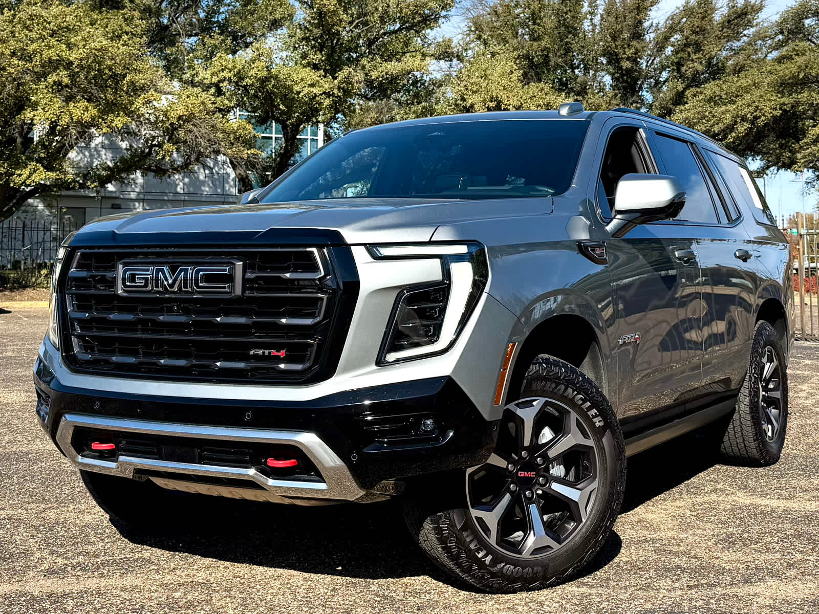 2025 GMC Yukon AT4 Ultimate's photo